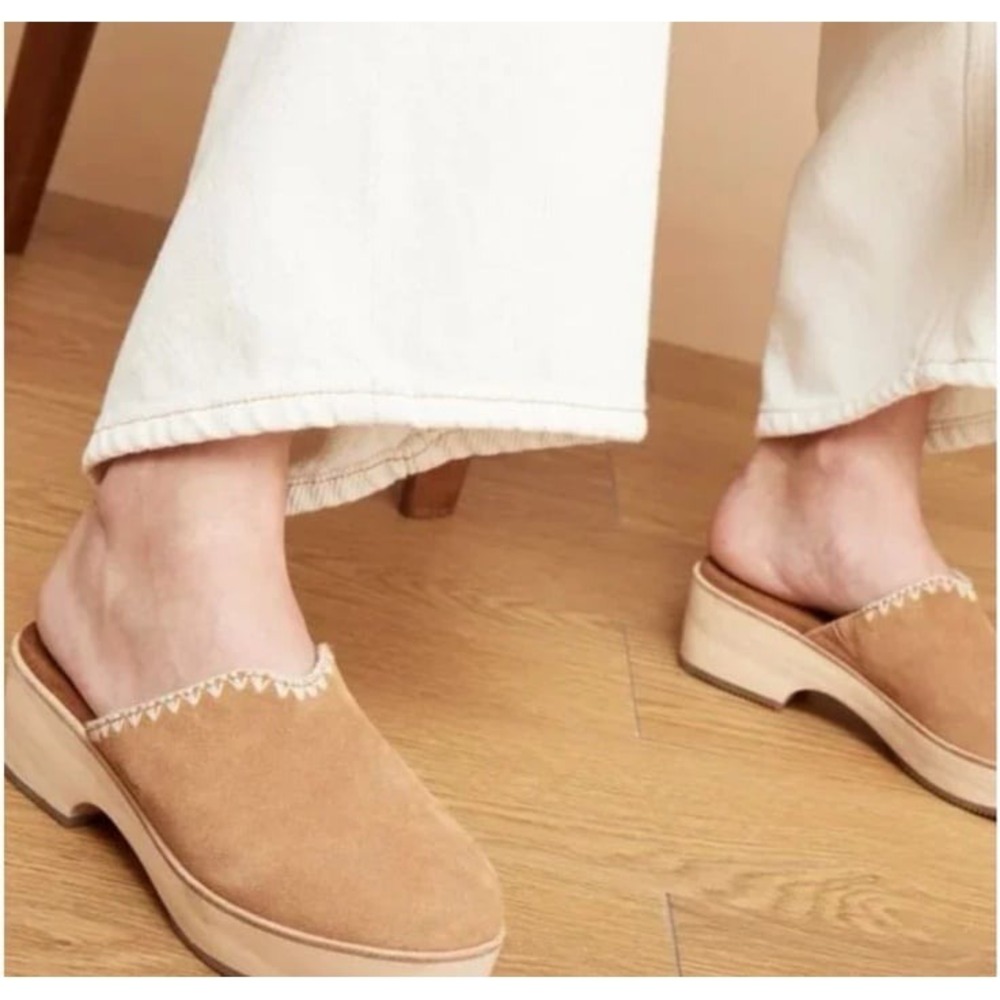 Toms Tan Suede Mule Clogs with Stitch Trim